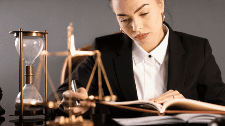 Criminal Defense Lawyer